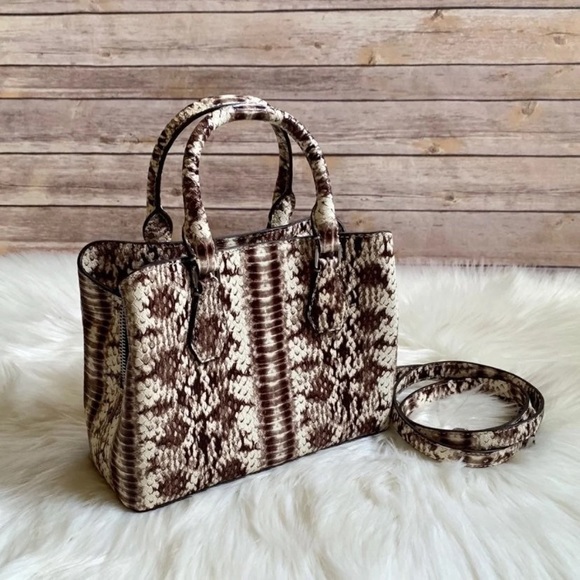 Michael Kors Small Satchel Snake Embossed Camille - Picture 5 of 8